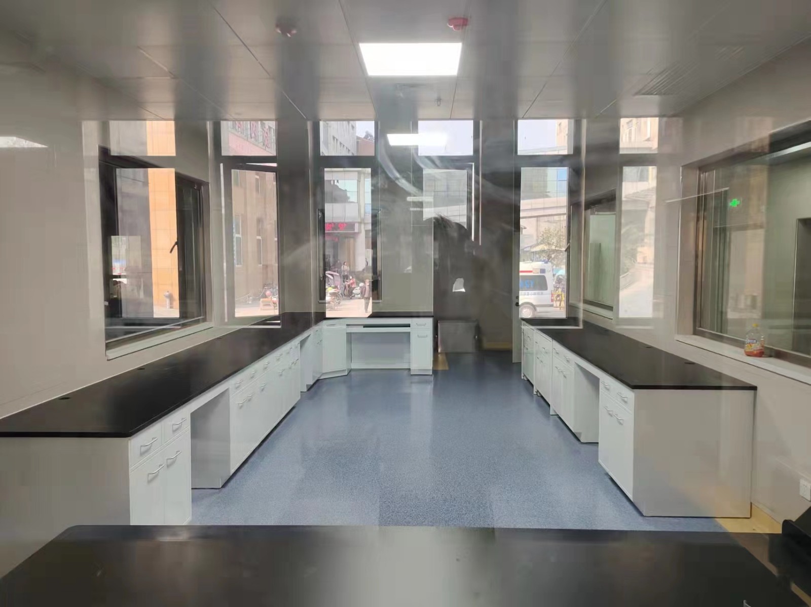 實(shí)驗(yàn)室家具和普通家具有什么區(qū)別？